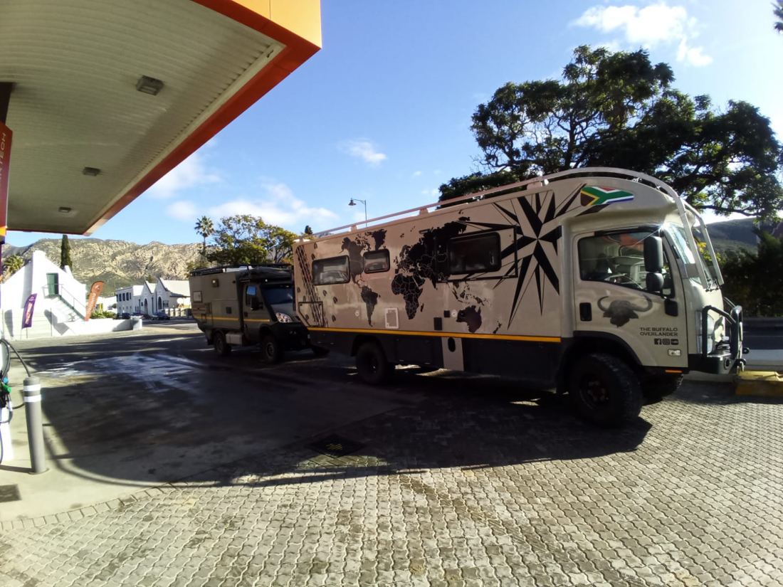 Bumped into Kevin Krumeck, the buffalo overlander at Spar in Montagu