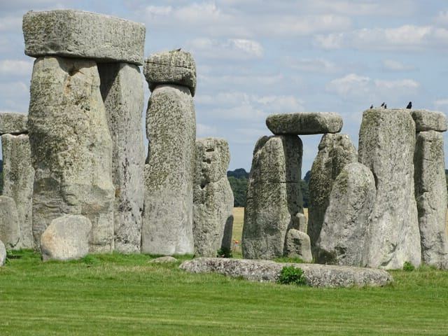 Mysterious henge,  sarsen stones